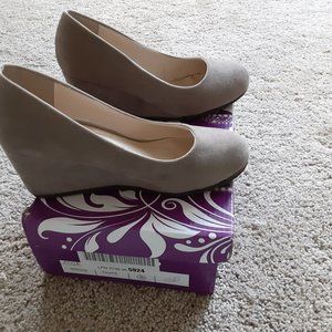 Forever Women's PATRICIA-02 Round Toe Faux Suede W